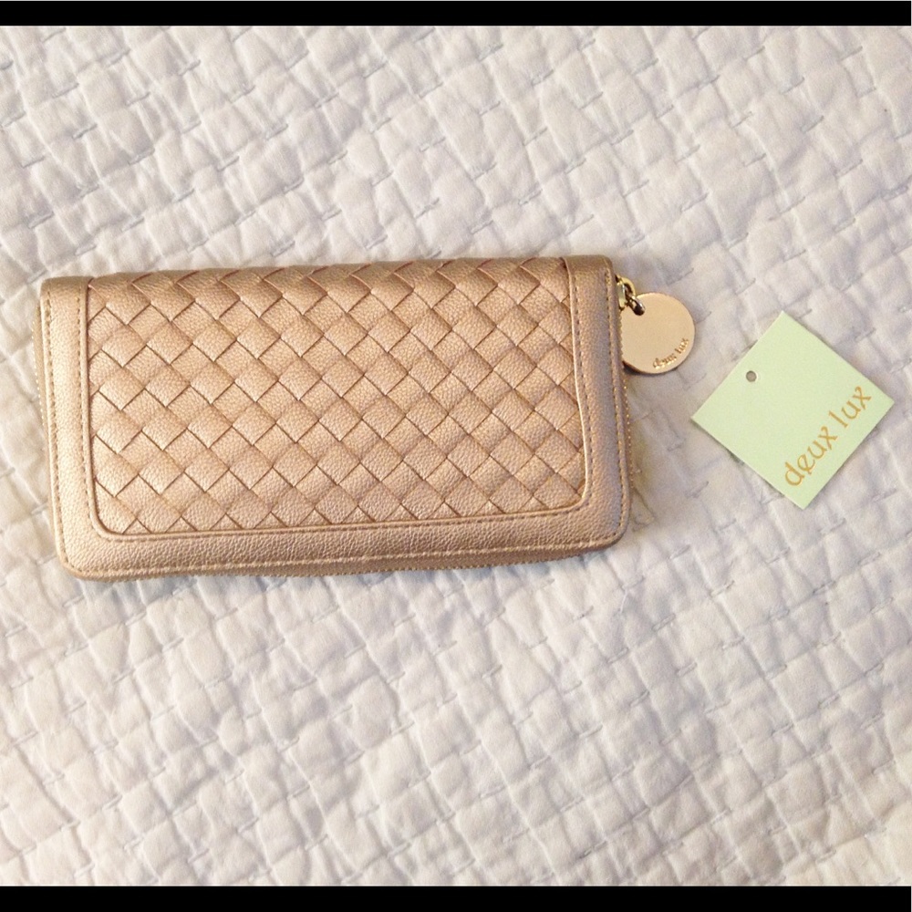 Deux Luxe Wallet